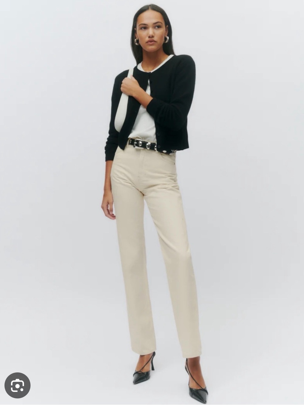 Reformation
ABBY HIGH RISE STRAIGHT JEANS